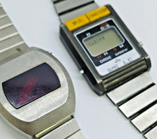 LOT 2 VINTAGE MINTRON/CHRONO SUPERSTAR LC RED LCD DIGITAL MENS WATCHES FOR PARTS