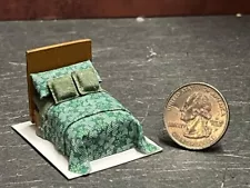Dollhouse Miniature Bed Green B 1:48 Quarter inch scale 1/4 F183 Dollys Gallery