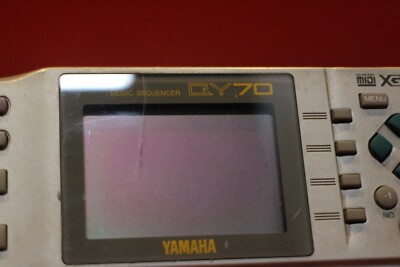 廃盤ヤマハミュージックシーケンサーQY70 YAMAHA ヤマハ MUSIC SEQUENCER ミュージックシーケンサー QY700