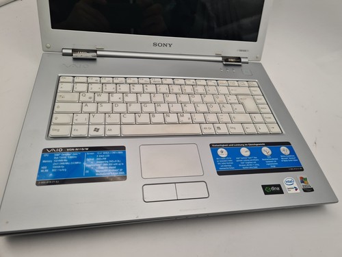 Sony Vaio PCG-7T1M (VGN-N11S) Scharniere defekt Rest ungeprüft - Afbeelding 3 van 8