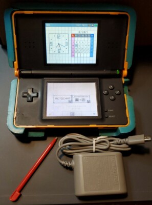 Nintendo DS Lite USG-001 Black w/ Stylus & Charger + x5 Games, NERF Foam Shell