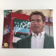 Arnold Schwarzenegger Signed Photo Autographed Kindergarden Cop 8.5x11 w/COA