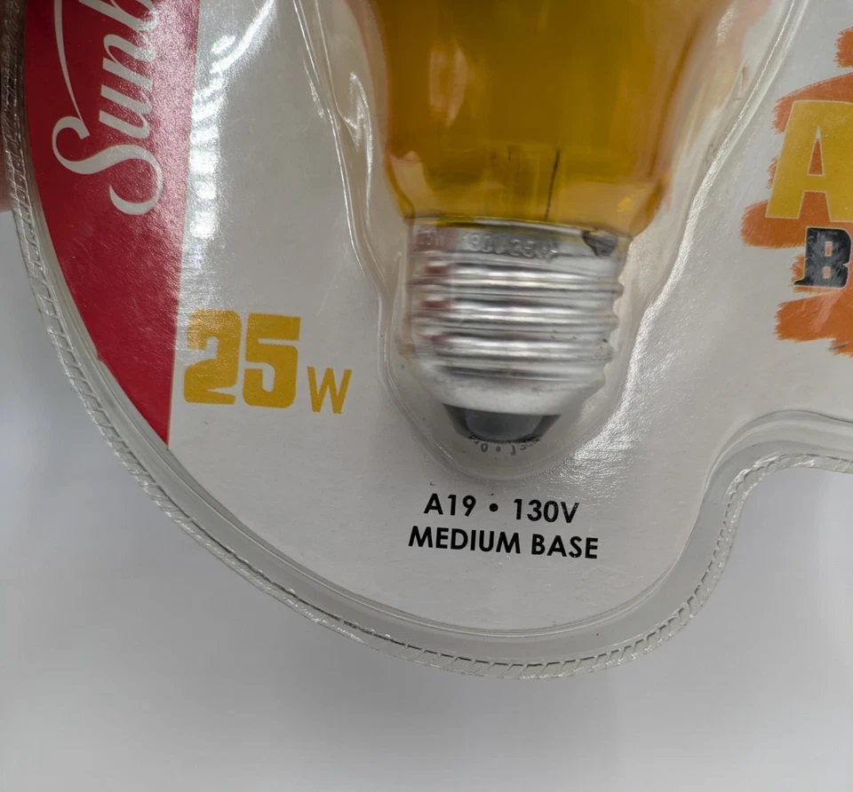 Sunbeam Art Bulb Hand Painted Cat Light Bulb 25W A19 130V Medium Base 2004 New - Image 4 of 4