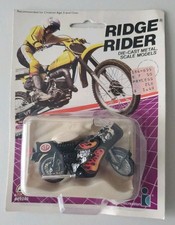 MOTO ZEE YAMAHA CAFÉ RACER 650 RIDGE RIDER METAL FUNDIDO MODELO 1986