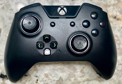 Razer Wolverine Tournament Edition - Broken/For Parts Only