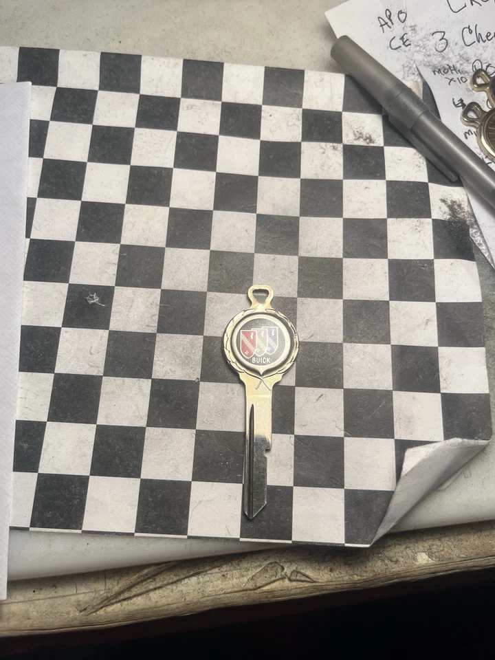 Buick Regal Electra Wildcat Riviera Skylark LeSabre Century 1968 1972 1976 1980 Foto 3 de 4