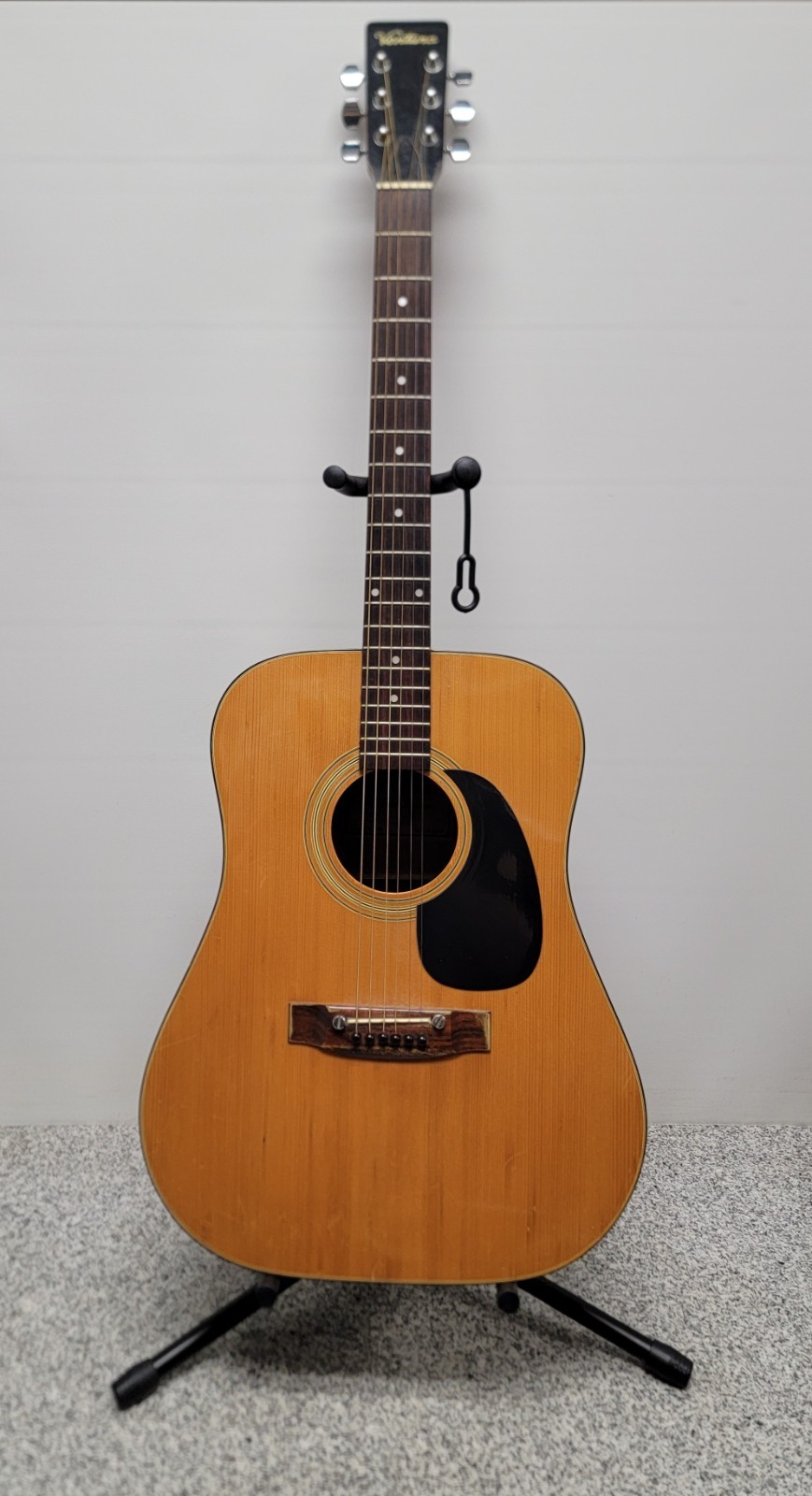 Ventura 6 String Acoustic Guitar Model V-6