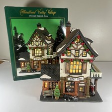 Heartland Valley Village Deluxe Porcelain Lighted House Bike Shop Christmas