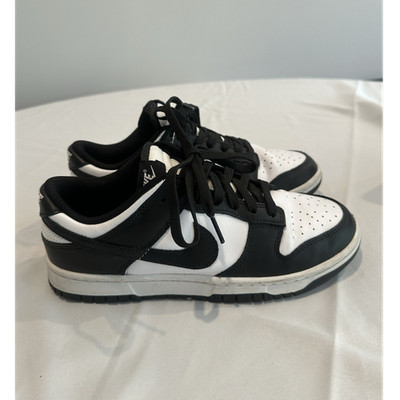 Nike Dunk Low Panda Black White Colorblock Low Top Lace Up Leather Sneakers