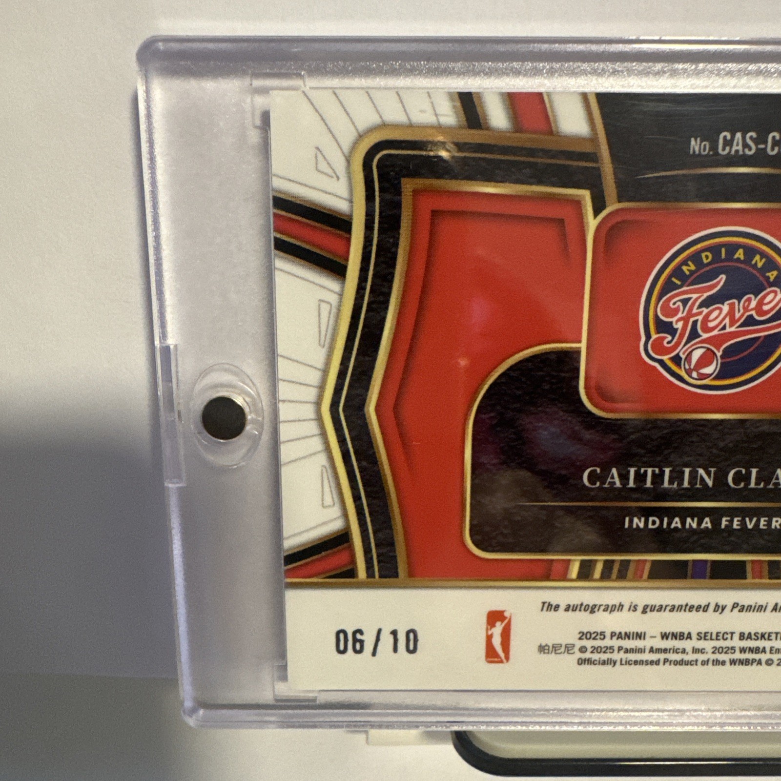 2025 Select WNBA Courtside Action Caitlin Clark Auto CAS-CC 06/10 GOLD Flash view 4