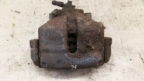 VW GOLF PLUS (5M1, 521) 1.9 TDI Bremssattel rechts vorn mit Halter