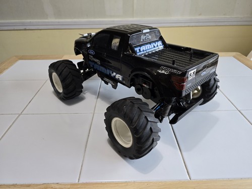 Used Tamiya 1/10 Dual Hunter 58396 Dual Motor Monster Truck Wild Dagger RC Car - Picture 3 of 15