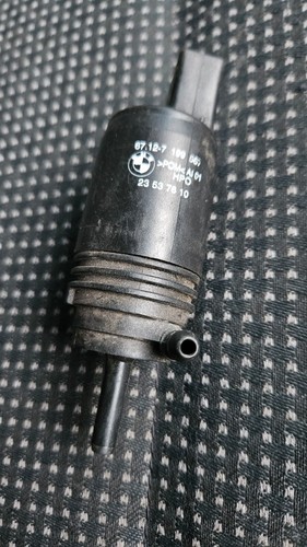 Orig. Wischwasserpumpe Waschpumpe BMW 1er E87 3er E90 7199567