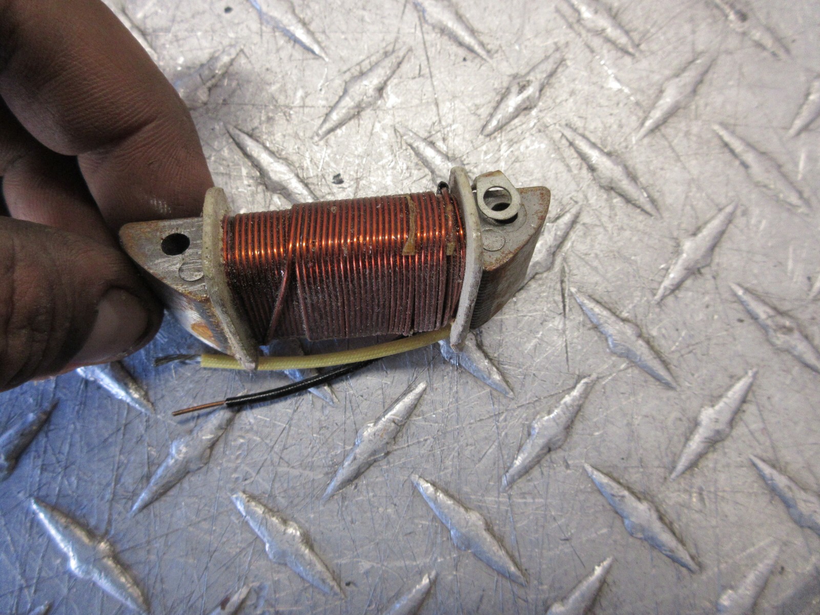 1978 1979 2a78551320 Yamaha NEW LIGHTING COIL dt175 dt 175 78 79