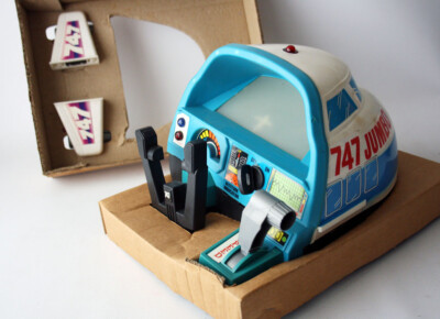VINTAGE 80'S ELECTRONIC JUMBO 747 COCKPIT TABLE TOP DRIVING