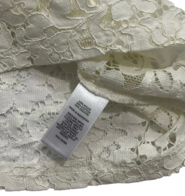 Blouse Express à Empiècement Dentelle – épaule Dénudée, Taille S, Occasion