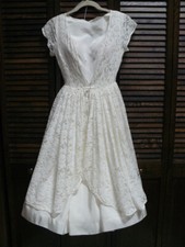 HAND MADE VINTAGE 2 PIECE WEDDING GOWN TEA LENGTH