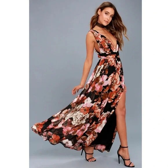 burgundy flowy prom dress Mandira Wirk Green Love Heals Lurex Strappy Backless Flowy Dress main image 1