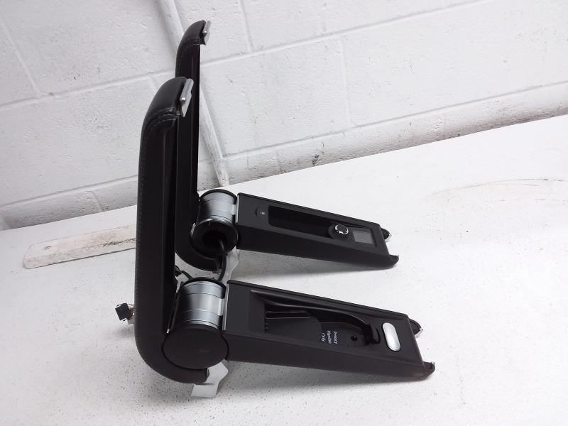 Bentley Flying Spur 2007 FRONT+RIGHT Armrest P/N 831101