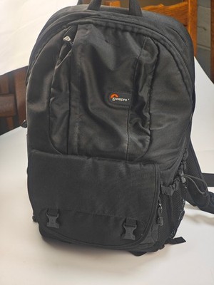 Lowepro Fastpack 200 Fotorucksack   Praktischer Rucksack für Kamera & Equipment