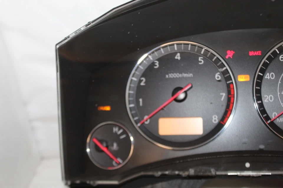 Cuadro de instrumentos velocímetro 04 Infiniti FX 35/45 medidores de panel 218.883 millas Foto 3 de 4
