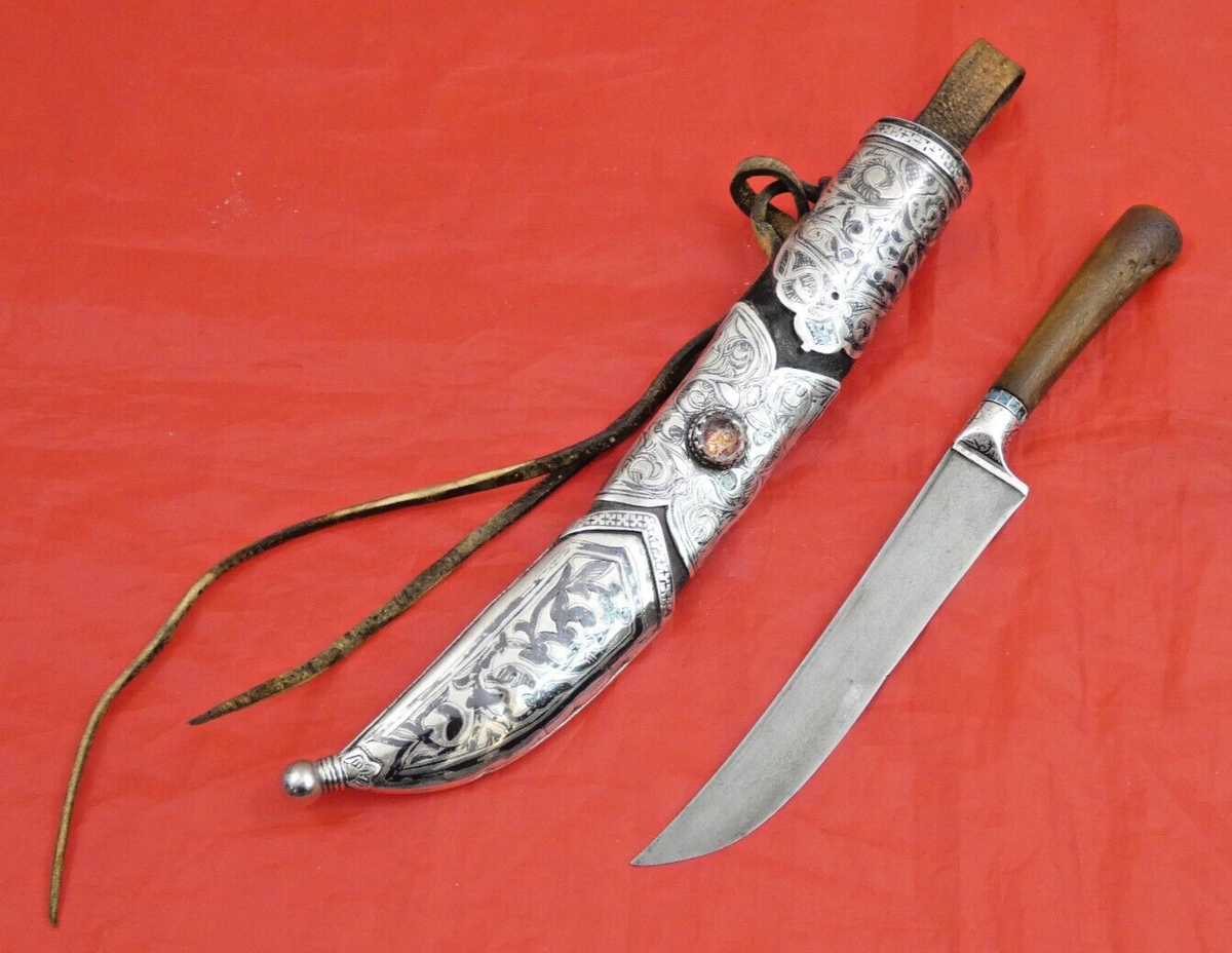 ANTIQUE UZBEK DAGGER Bukhara Central Asia WOOTZ BLADE SILVER