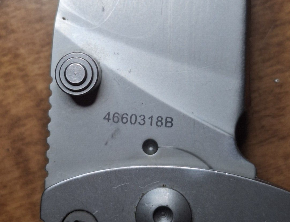 GERBER Freeman Guide Gut Hook Knife 3.6" 5Cr15Mov Blade TacHide Handle