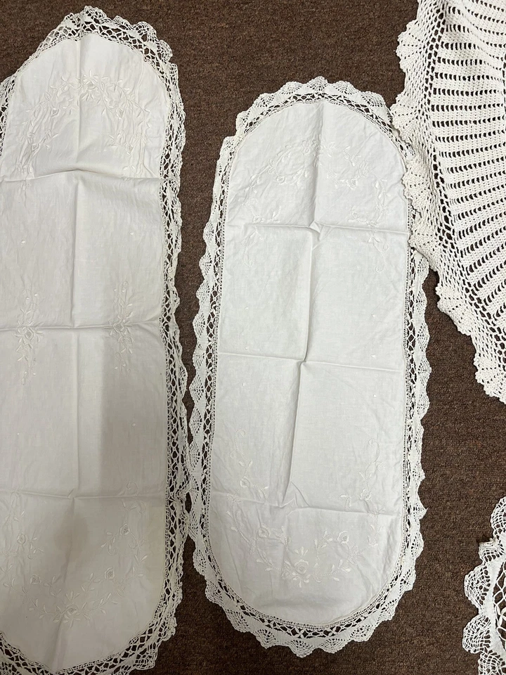 Vintage Round Hand Crochet Tablecloth & Linen Runners Dresser lot of 4 items - Image 4 of 4