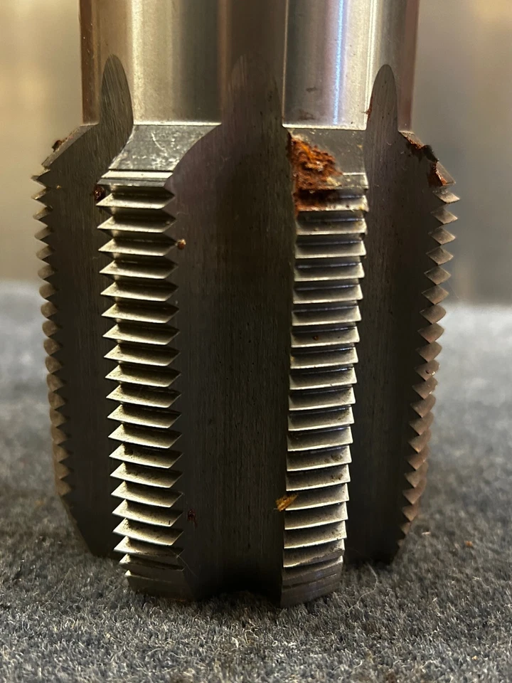 Grifo de tubería NPT de 2 1/2-8 Foto 4 de 4