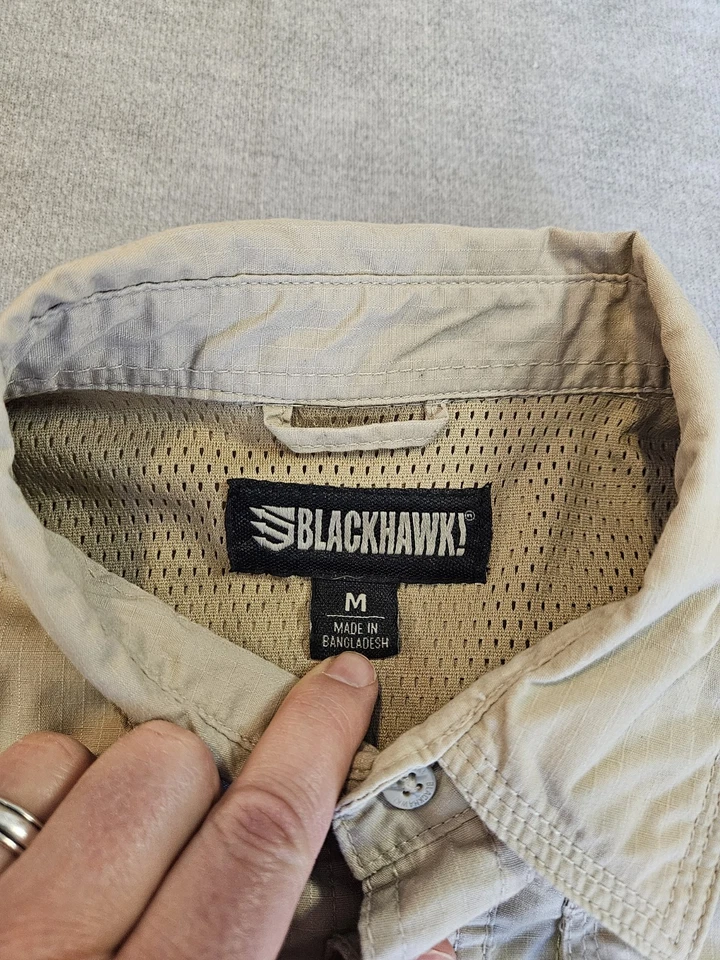 Blackhawk Tactical Shirt Men’s Medium Beige Short Sleeve Button Up Outdoor - Image 2 of 4