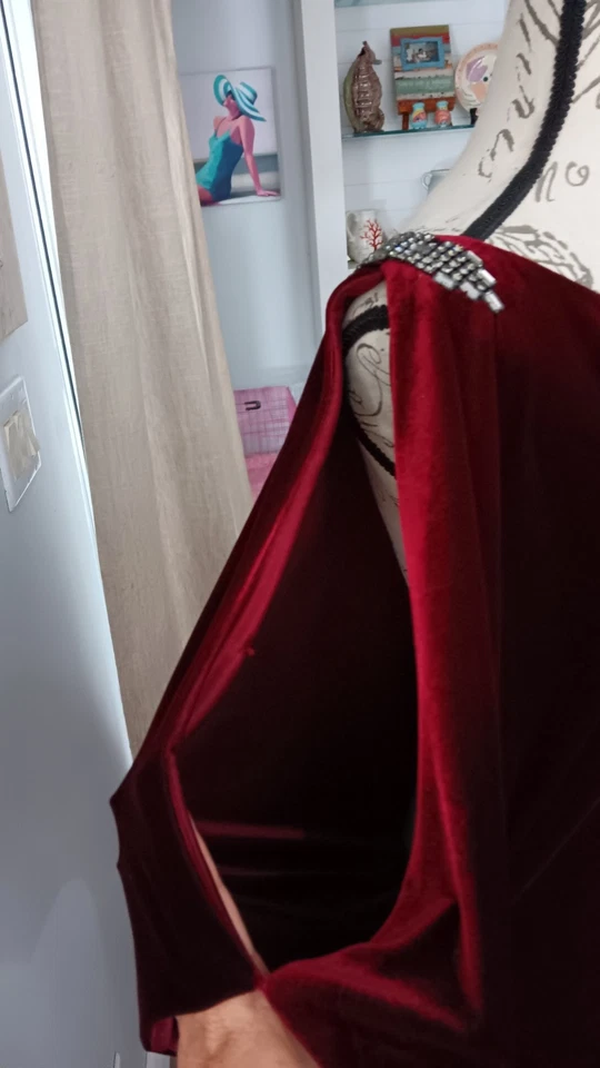 Aidan Mattox Size 8 Red Velvet Cocktail Dress - Изображение 2 из 4