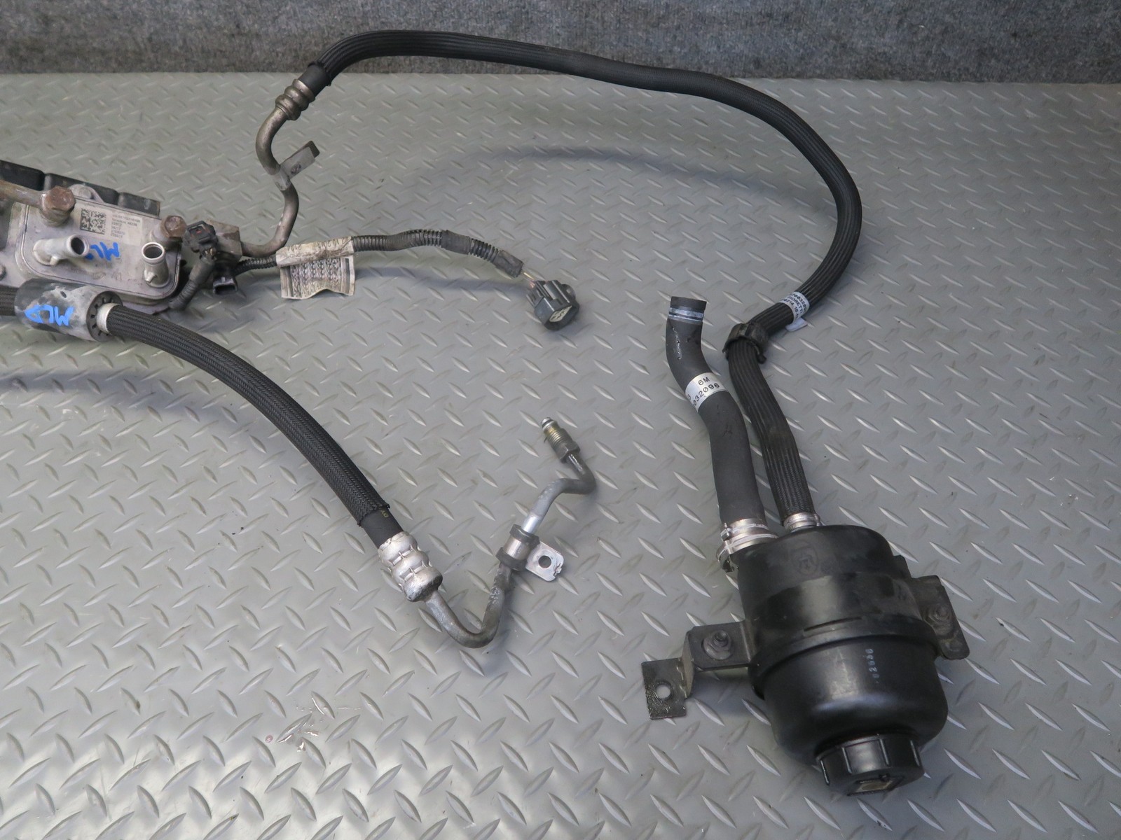 17-20 MASERATI LEVANTE 3.0L POWER STEERING HOSE PIPE LINE OIL COOLER TANK SET