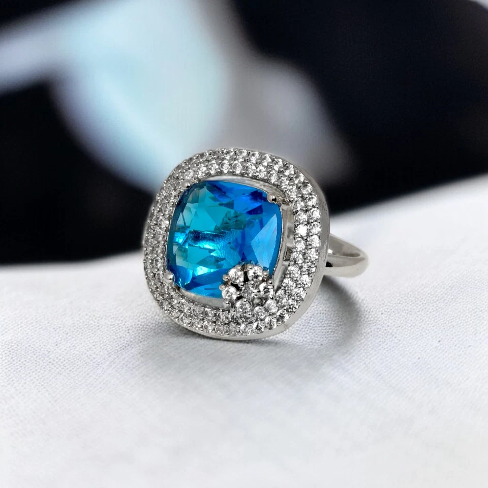 Anillo de topacio azul circonita cúbica/ad anillo de cóctel de Bollywood regalo para ella anillo hecho a mano Foto 3 de 4