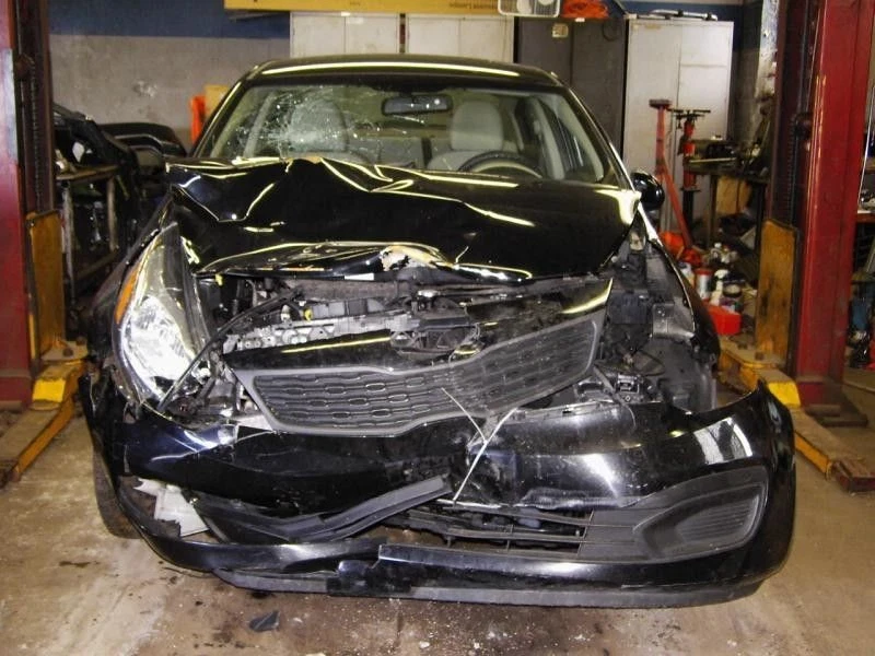 12 13 BASE DEL CUERPO DEL ACELERADOR HYUNDAI VELOSTER SIN TURBO 1,6 LITROS Foto 4 de 4