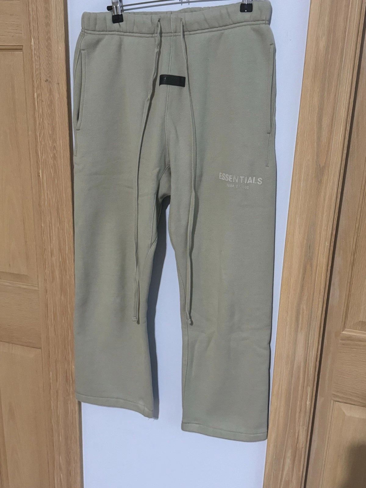 Felpa Fear of God Essentials RELAXED verde chiaro schiuma di mare FW22 taglia XS 30"