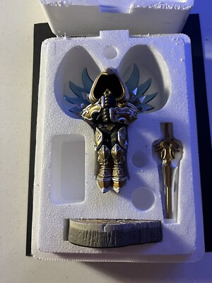 Blizzard Diablo 3 III Mini Tyrael Statue Blizzcon 2011 By SIDESHOW