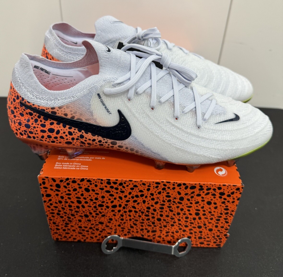 New Nike Phantom GX II Elite SG-PRO OLY P Safari HF4835 900 New Nike Phantom GX II Elite SG-PRO OLY P Safari HF4835 900