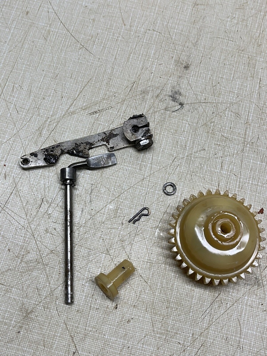 Briggs & Stratton 146401 6hp Engine Governor Assembly | eBay