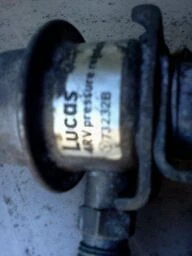 Jaguar XJ12 xj6 Vanden Plas 1979-1992 regulador de combustible lado del conductor #31 Foto 2 de 2