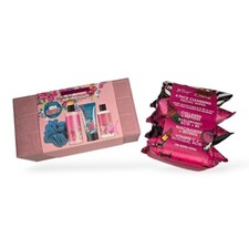 Betsey Johnson Toiletries Set