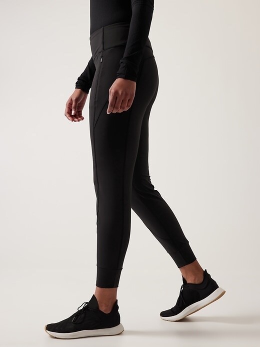 ATHLETA+Distance+Jogger+In+Plush+SuperSonic+7C+Black+M+Medium+