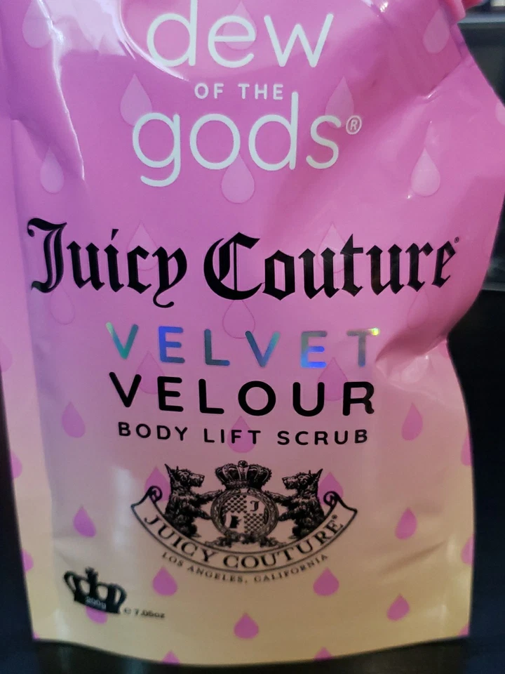 Exfoliante Levantamiento Corporal Dew of the Gods Juicy Couture Terciopelo Terciopelo – 200 g / 7,05 oz Foto 2 de 4