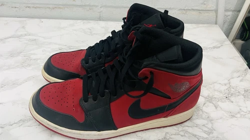 Air Jordan 1 Bred taglia media 9 5 uomo