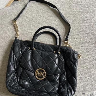 Michael Kors Large Fulton Quilted leather  Black Purse - Photo 1/4