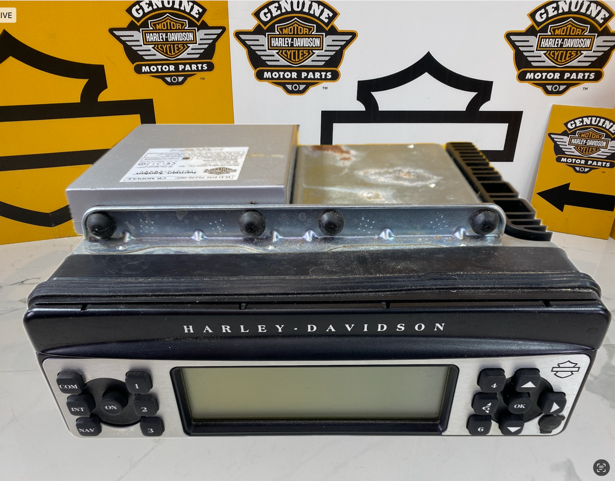 Harley-Davidson 純正オーディオユニット 本体 04-2013 OEM Harley Harmon Street glide Electra Road Glide Radio CD