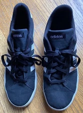 Adidas Men's AW4575 Tennis Shoes Black & White w/Black Laces Size 13 - Preowned