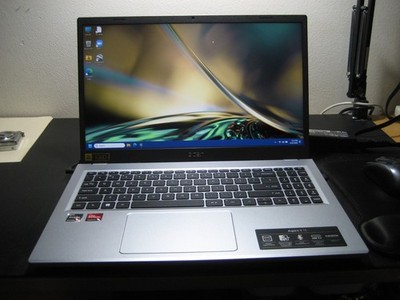 Acer Aspire 3 15.6'' Laptop, Ryzen 3 7320U 2.4GHz CPU, 8Gb DDR5, 512Gb M.2