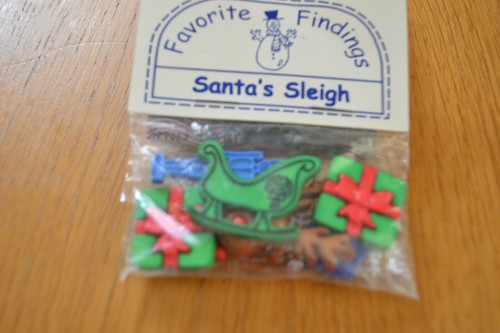 NOVELTY BUTTONS & BEADS - Picture 30 of 126