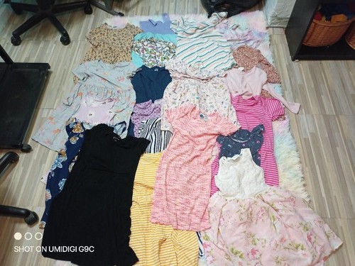 Assorted Lots of Girls Clothing - Picture 15 of 25