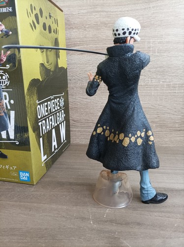 Figurine Trafalgar Law - One Piece - Bandai Ichiban Kuji Masterlise Figure - Foto 9 di 9